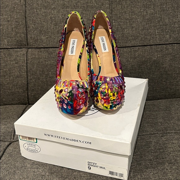 NWB STEVE MADDEN DITZY HEELS - Picture 2 of 6